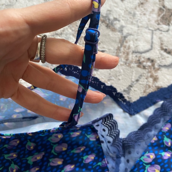 Plus Size Lace & Floral French Style Tank Top Vibrant Blue Green Purple - Picture 11 of 16